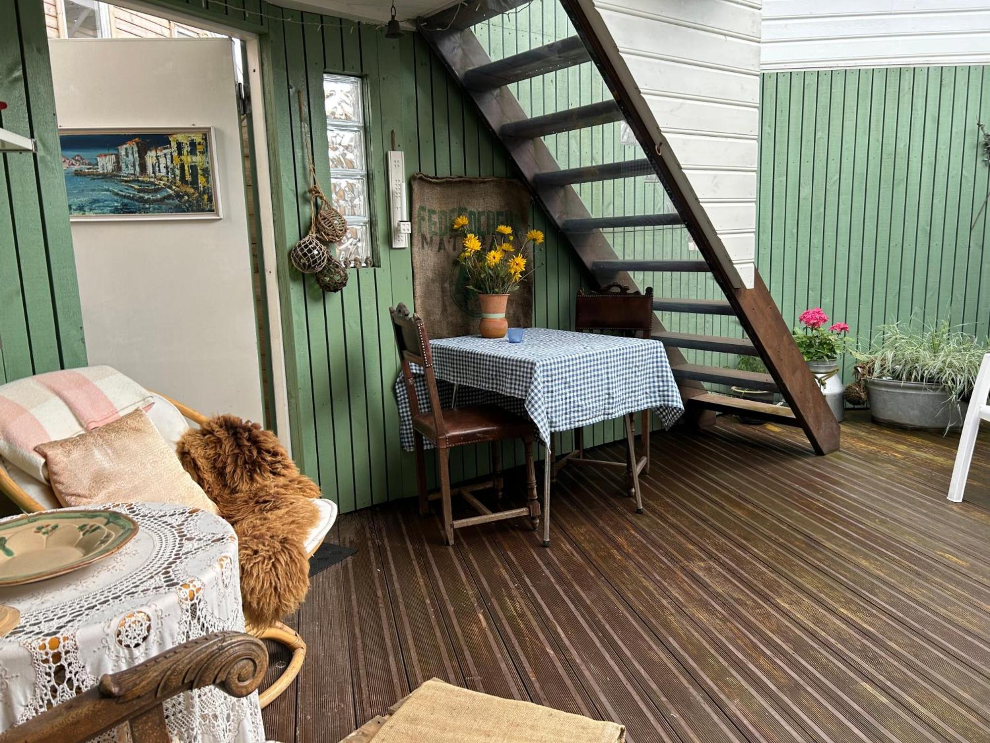 Leilighet Sjarmerende Hybel Med Eget Bad Og Egen Bakgård!